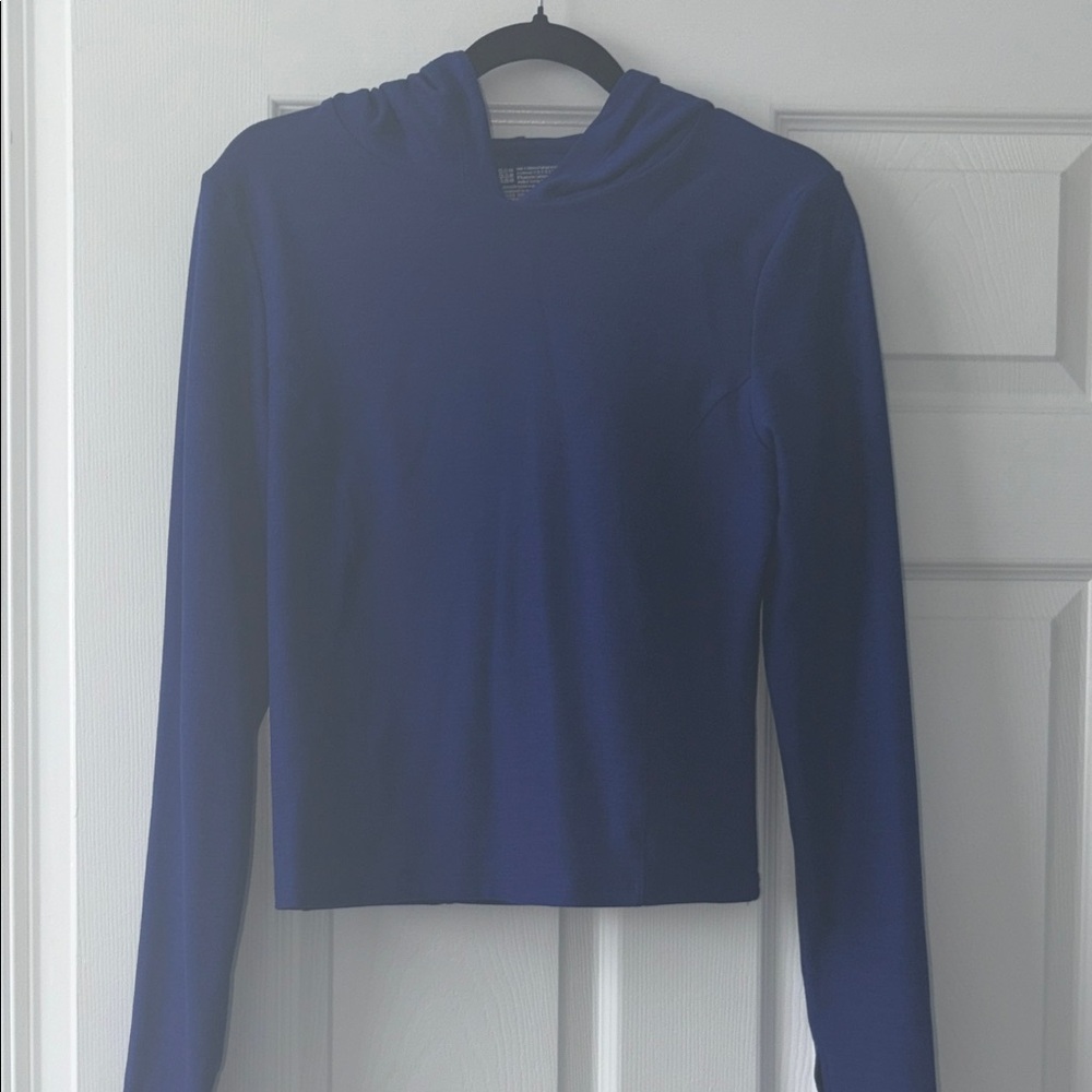 Victoria’s Secret on point flow  Blue Long Sleeve Hoodie